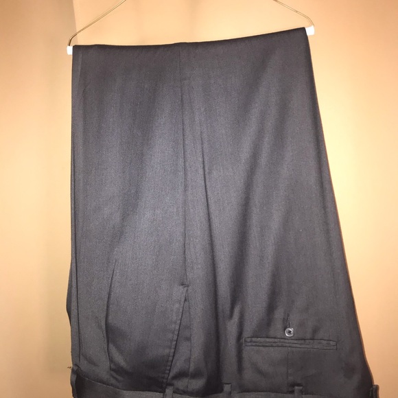 Clothes - Picture 7 of 8